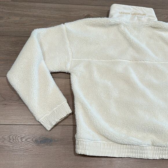 UNDER ARMOUR Cream Oversized Soft Fluffy Sherpa Pullover Long Sleeve Size Medium - Picture 6 of 11
